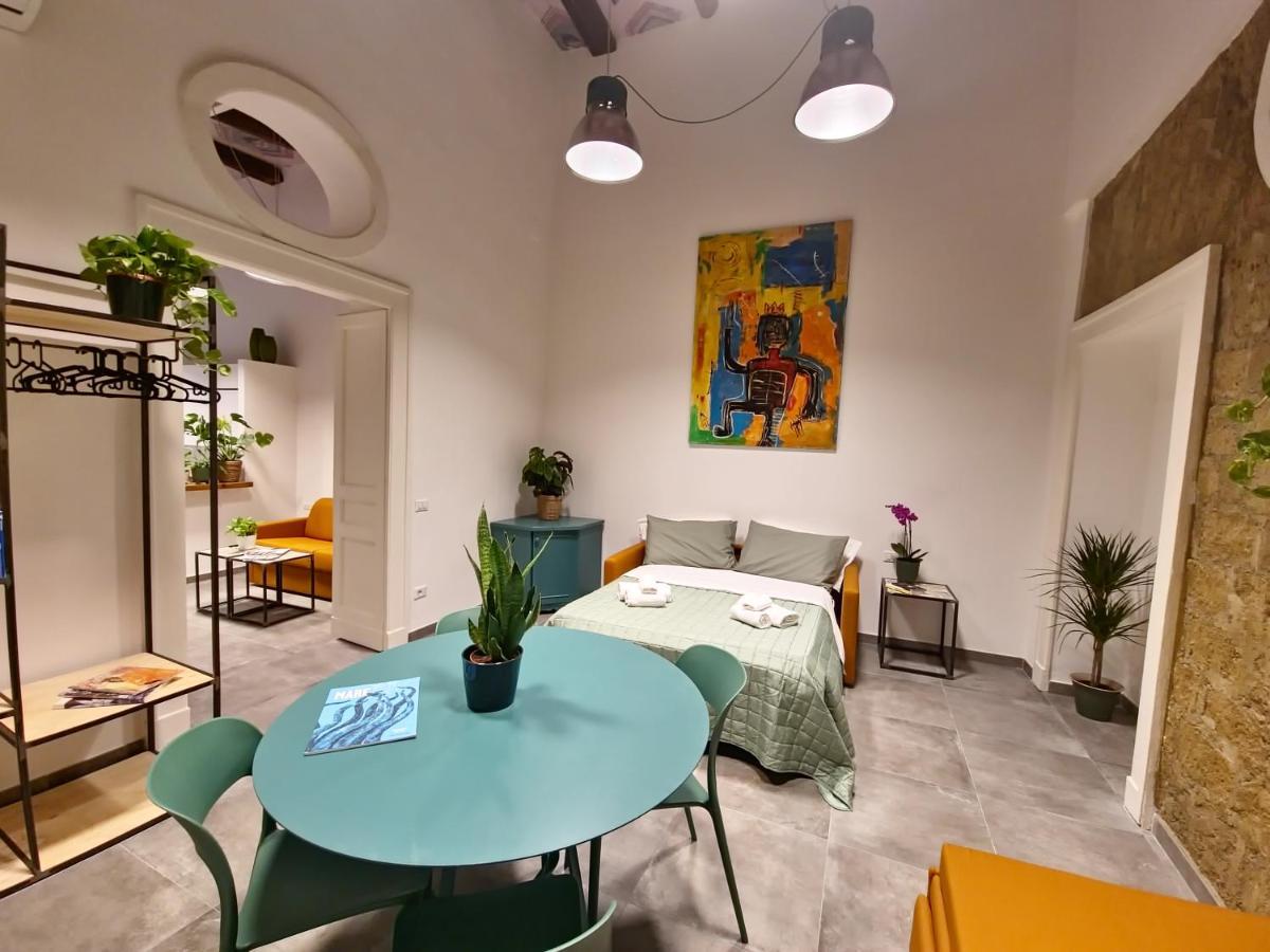 Borgo Dei Miracoli Hotel Naples Exterior photo