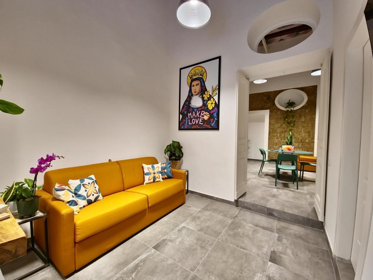 Borgo Dei Miracoli Hotel Naples Exterior photo
