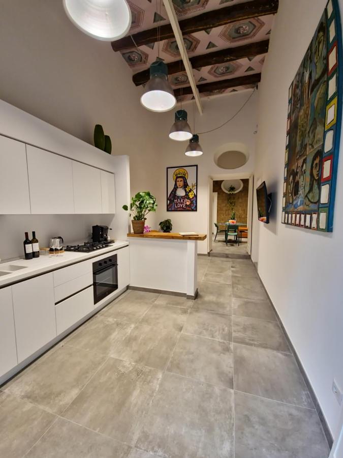 Borgo Dei Miracoli Hotel Naples Exterior photo
